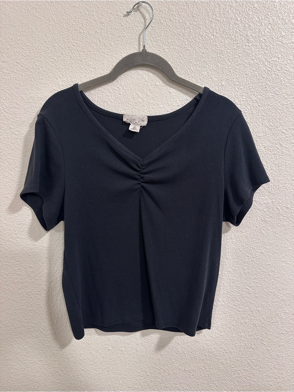 Nyla Black Ruched V-Neck Short Sleeve Tee